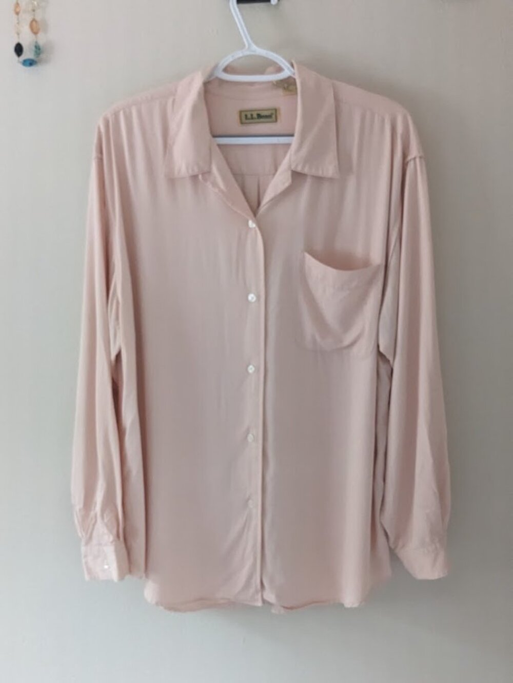 Vintage L.L. Bean Button-down Blouse in light pink sz 16 (modern 12 or L/XL)